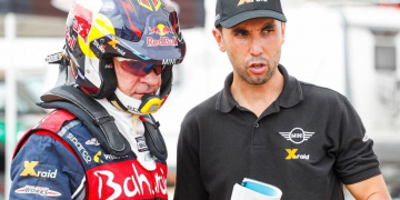 Carlos Sainz guanya el Dakar amb el deltebrenc Joan Navarro com a cap d’enginyers