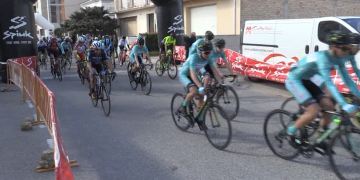 Prop de 200 corredors prenen part en la Cursa Terra de Garnatxes