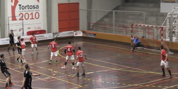 El CE Tortosa lidera amb pas ferm la Tercera Catalana