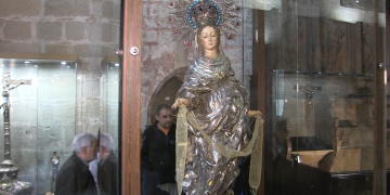 Trasllat de la imatge de la Mare de Déu de la Cinta a Valldoreix per ser restaurada