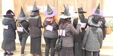 L’Assemblea Feminista de les Terres de l’Ebre rebutja el poder de l’Església en la vida pública al segle XXI