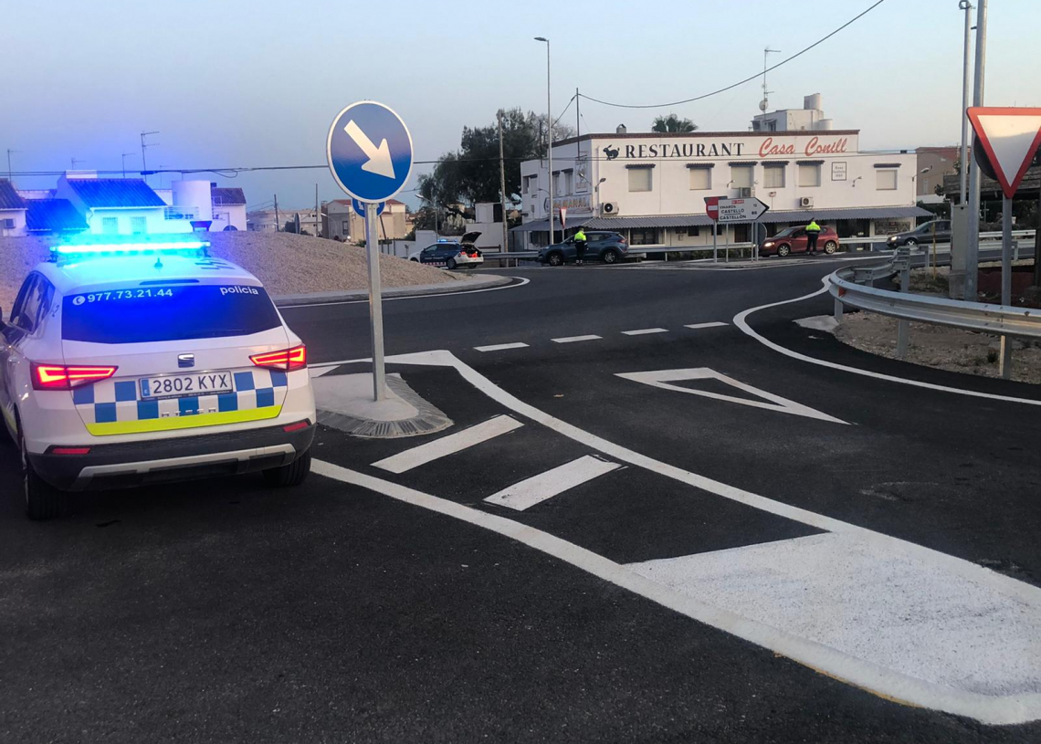 Alcanar torna a confinar les zones turístiques per la possible arribada de vehicles