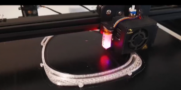 Els makers ebrencs ja han fabricat 6.000 mascaretes en impressió 3D