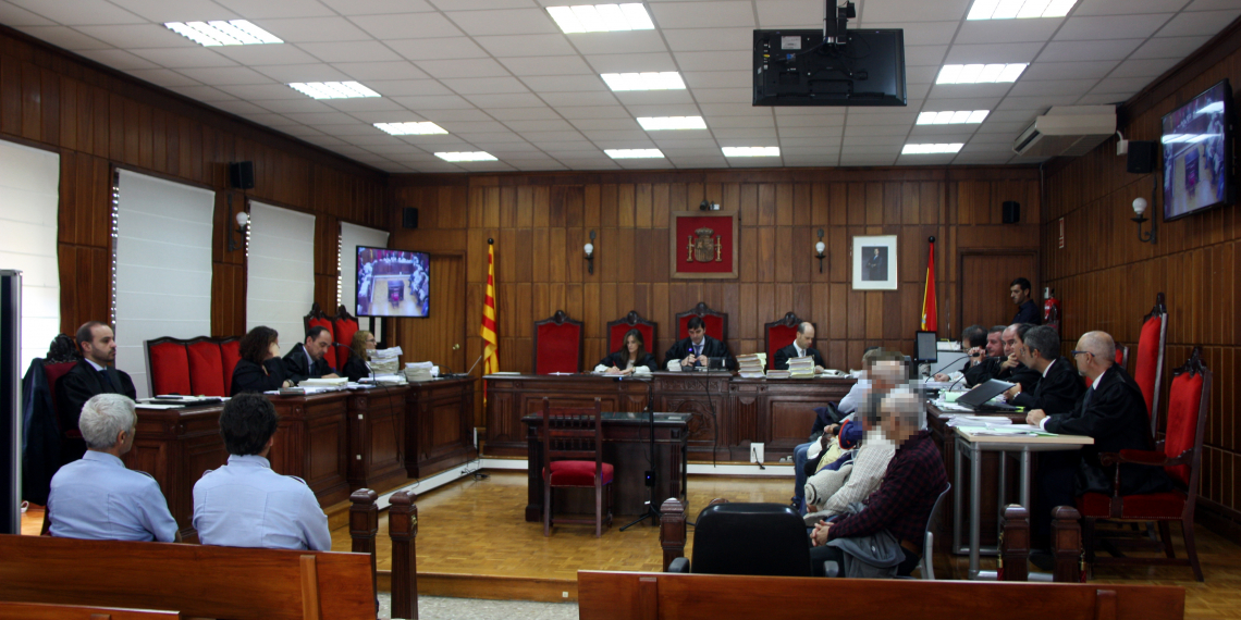 Penes de fins a 57 anys i mig de presó per als acusats de la xarxa de pornografia infantil de Tortosa