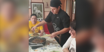 Així aprenen hostaleria els alumnes del CEE Verge de la Cinta durant el coronavirus