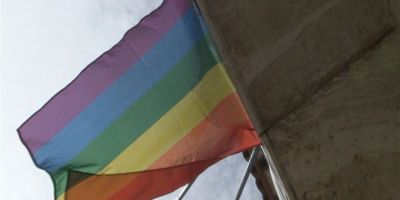 Les xarxes socials visibilitzen LGTBIfòbia que pateix el col·lectiu en la societat ebrenca