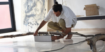 L’artista visual Nuno Vicente explora el paisatge del Delta amb la idea de l’extinció