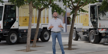 Deltebre renova les màquines de neteja viària