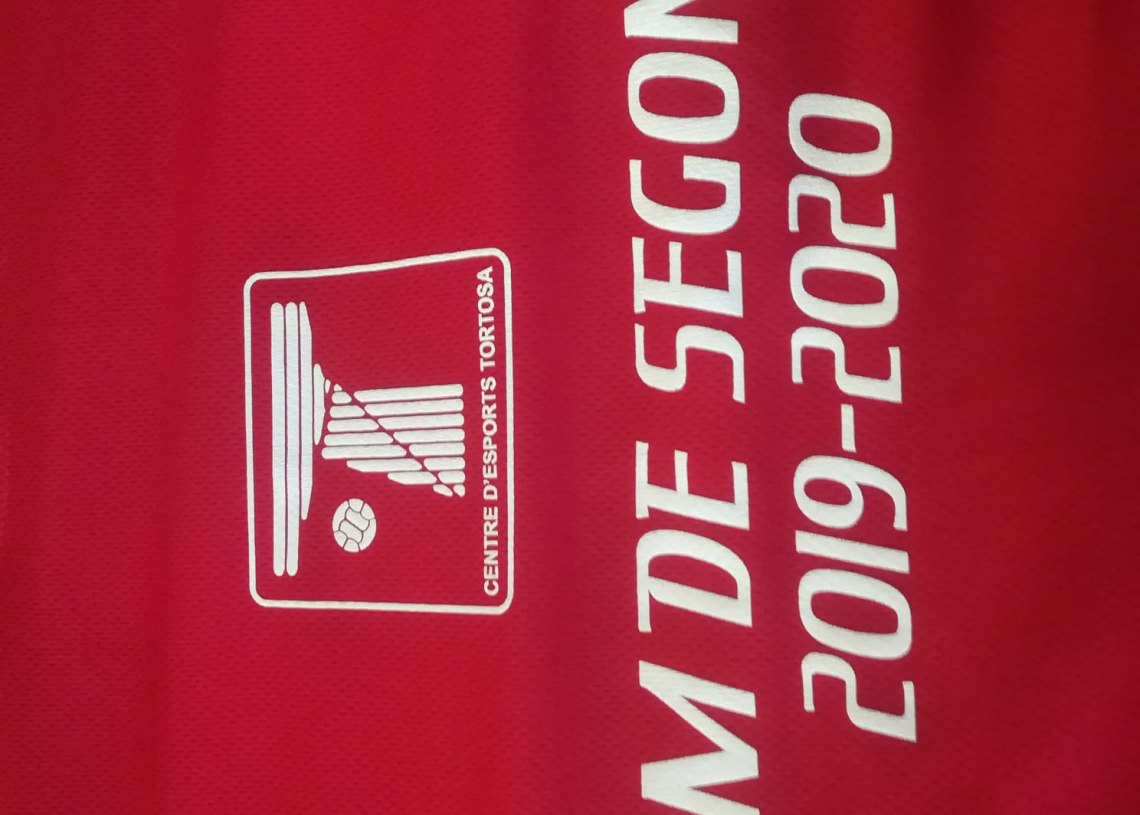 Les millors imatges de la recepció de l’Ajuntament de Tortosa al CE Tortosa pel seu ascens