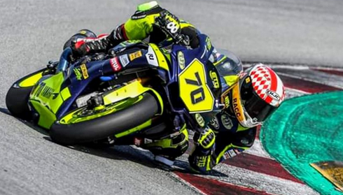 Marc Alcoba puja al podi a les dos curses de l’Estatal de Superbike del Circuit de Barcelona