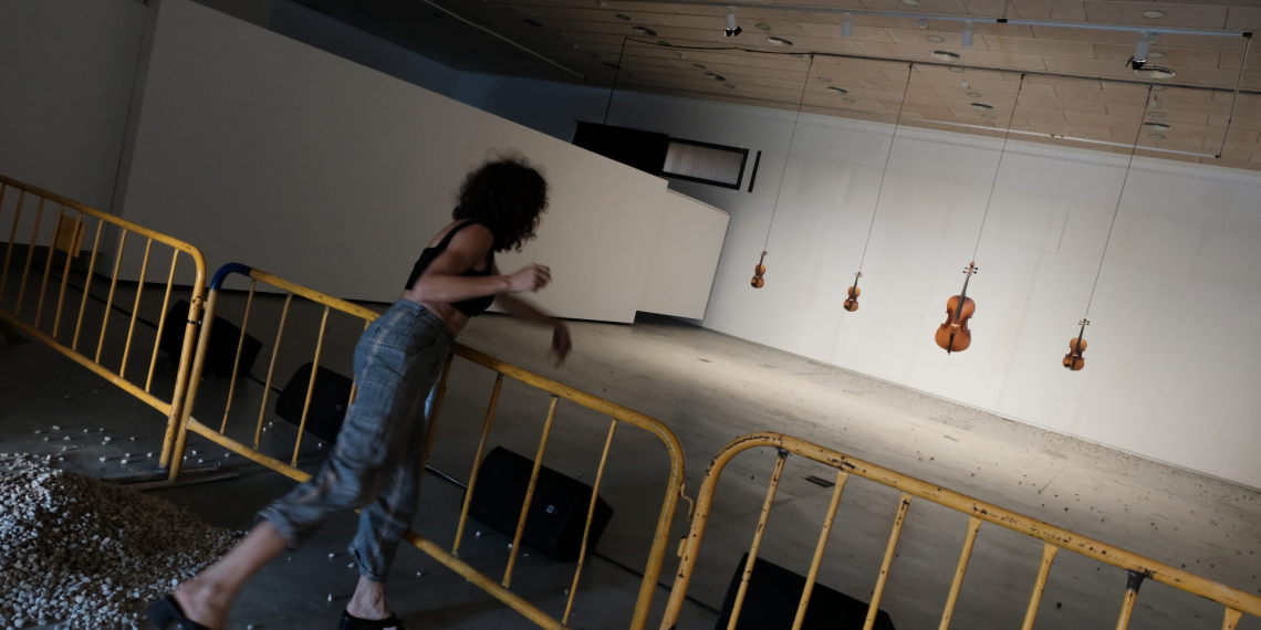 Destrucció col·lectiva d’un quartet de corda amb Cabosanroque al Pòrtic Eufònic