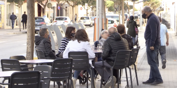 Què opinen els veïns d’Amposta sobre les noves mesures per frenar la covid-19?