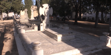 Tortosa regularà l’accés al cementeri per Tots Sants i demana no passejar-hi