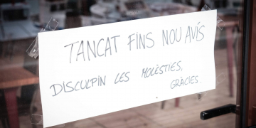 La Generalitat ordena confinar els municipis, prorroga el tancament de la restauració i tanca perimetralment Catalunya