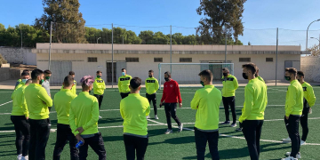 Els clubs de Primera Catalana demanen a la FCF que aturi la competició com a mínim fins al gener