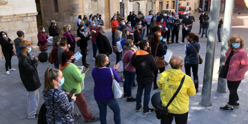 Cassolada dels restauradors de Tortosa pel tancament exigit pel Govern