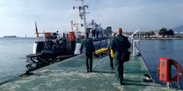 S’estableix a la Ràpita la base del dispositiu per recuperar el cos del segon ocupant de l’avioneta