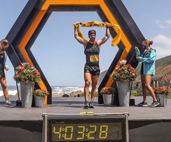 Pere Aurell i Ragna Debats guanyen l’Otter African Trail Run