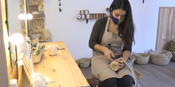 La rasquerana Gisela Chortó, la llatadora més jove de Catalunya