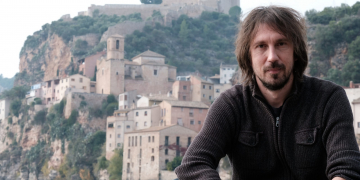 Èric Vinaixa: ‘Miravet em dona força, em sento feliç i em fa tocar de peus a terra’