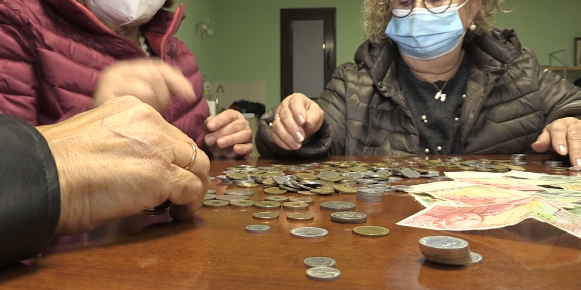 Mans Unides engega una campanya per recaptar pessetes