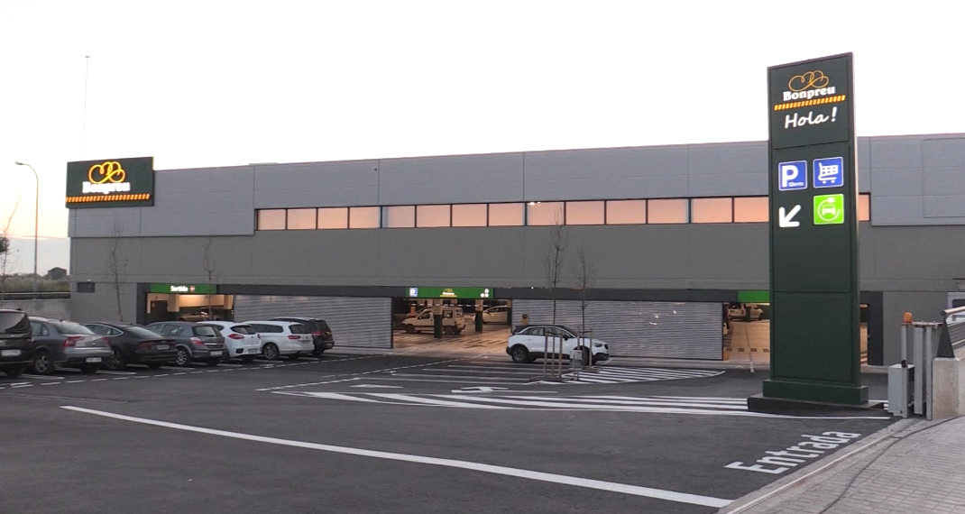 Bon Preu inaugura un nou supermercat a Alcanar amb més serveis i aparcaments
