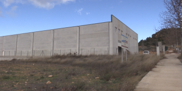 Comencen les obres d’adequació de la nau del Molló com a centre de l’Àrea 5G a la Ribera d’Ebre