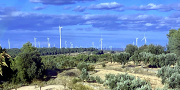 Denuncien que la Ponència d’Energies Renovables oculta la documentació dels nous parcs eòlics