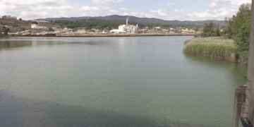 Recta final a les obres de descontaminació del pantà de Flix