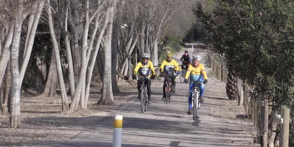 ‘The Guardian’ reconeix la Via Verda com un dels millors descobriments turístics