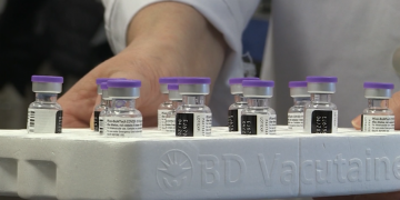 Salut ja ha vacunat un miler de persones contra el coronavirus a l’Ebre