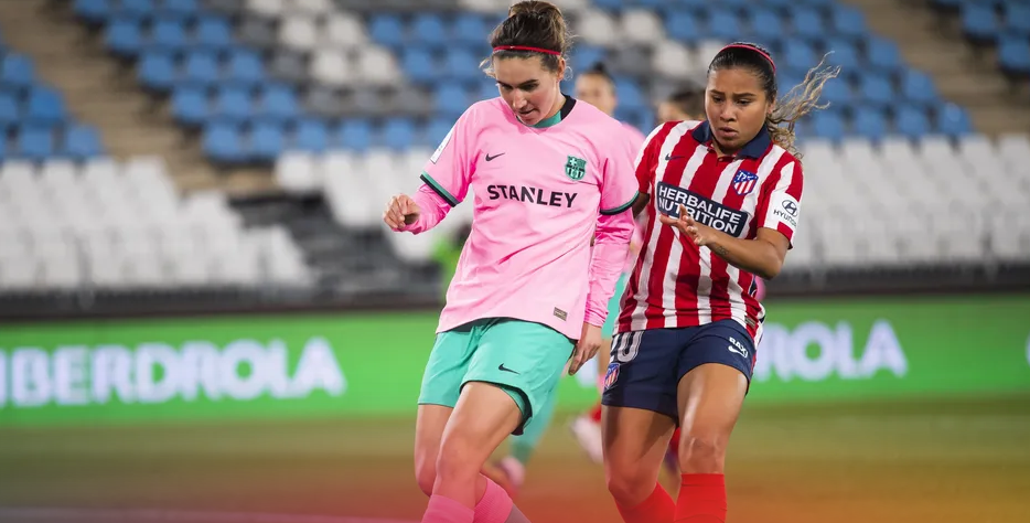 El Barça Femení de Rafel Navarro perd als penals a la segona semifinal de la Supercopa