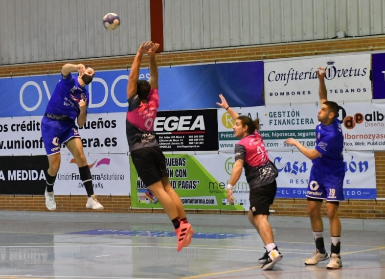 El Joventut de Badalona de Paula Curto perd contra el Viladecans (32-49)