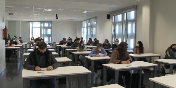 La URV aposta per combinar exàmens online i presencials