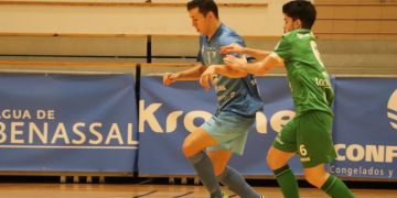 L’Alzira del tivissenc Carles Saladié visita l’Elx, cuer de la Segona Divisió