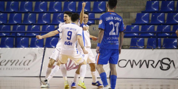 L’Alzira de Carles Saladié visita al Bisontes Castellón