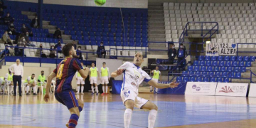 El Family Cash Alzira de Carles Saladié es veu les cares amb el Manzanares