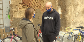 L’Escola Remolins de Tortosa recull bicicletes en desús