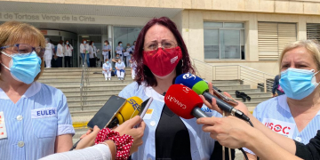 El personal de neteja dels centres hospitalaris reclama una gratificació per la seva tasca durant la pandèmia