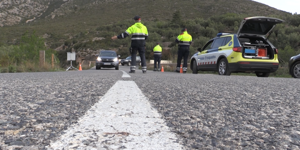 Controls dels Mossos en diversos punts de l’Ebre pel compliment de la normativa Covid