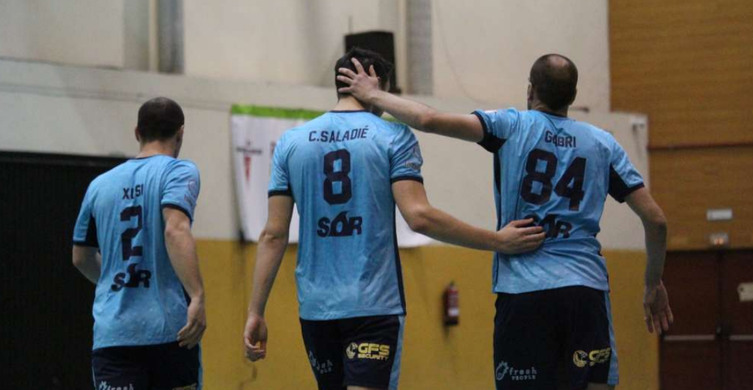 El Family Cash Alzira segueix la lluita per la permanència