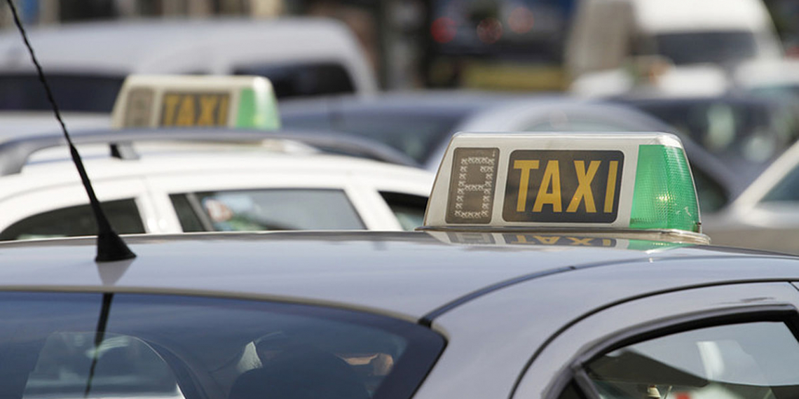 Detenen un taxista de València a l’Aldea per dur 400 grams de cocaïna