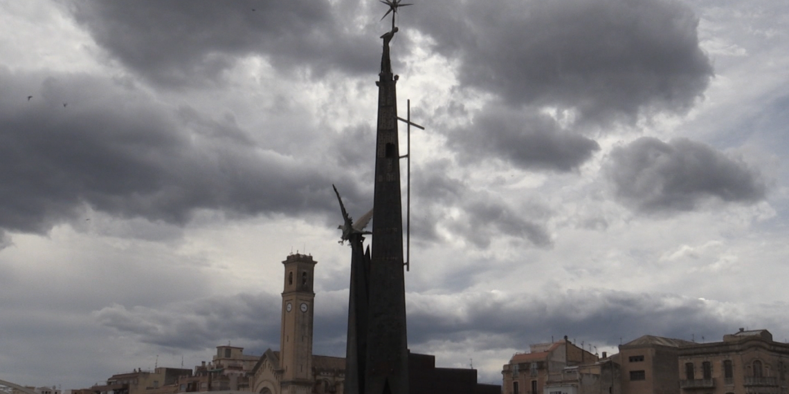 Opinions confrontades per la data de retirada del monument franquista de Tortosa