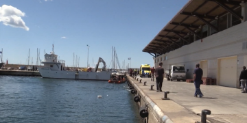 Rescaten tres persones que havien sortit amb Kayak davant la costa de l’Ametlla de Mar