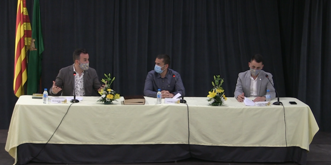 Deltebre commemora els seus 44 anys amb un homenatge a l’esforç dels sanitaris