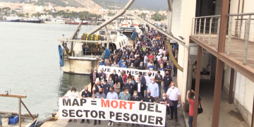 Vaga del sector pesquer per la normativa europea que limita l’arrossegament