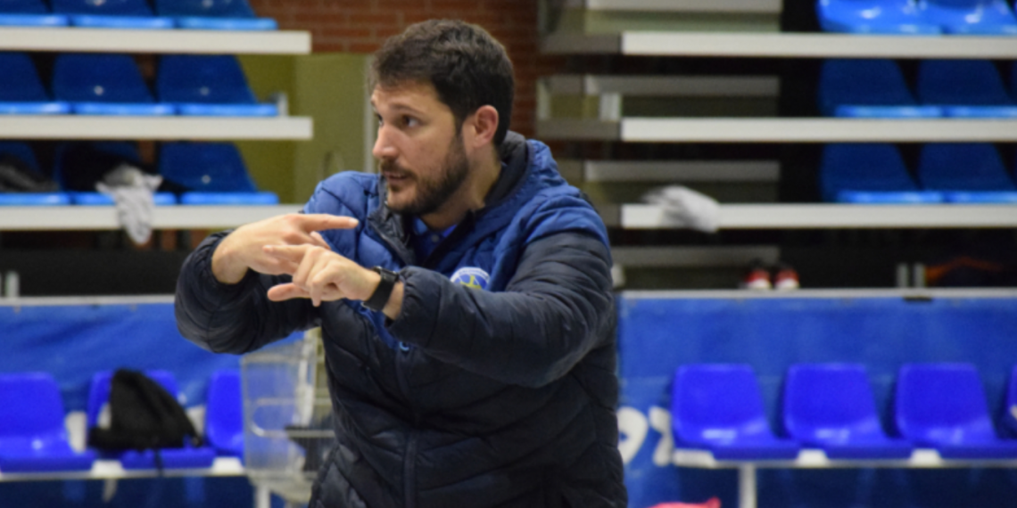 El tortosí Toni Malla no seguirà la propera temporada a la banqueta del Base Oviedo