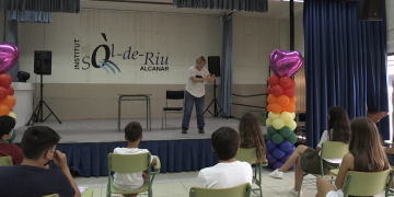 Un monòleg convida els joves d’Alcanar a reflexionar sobre la igualtat i la llibertat sexual