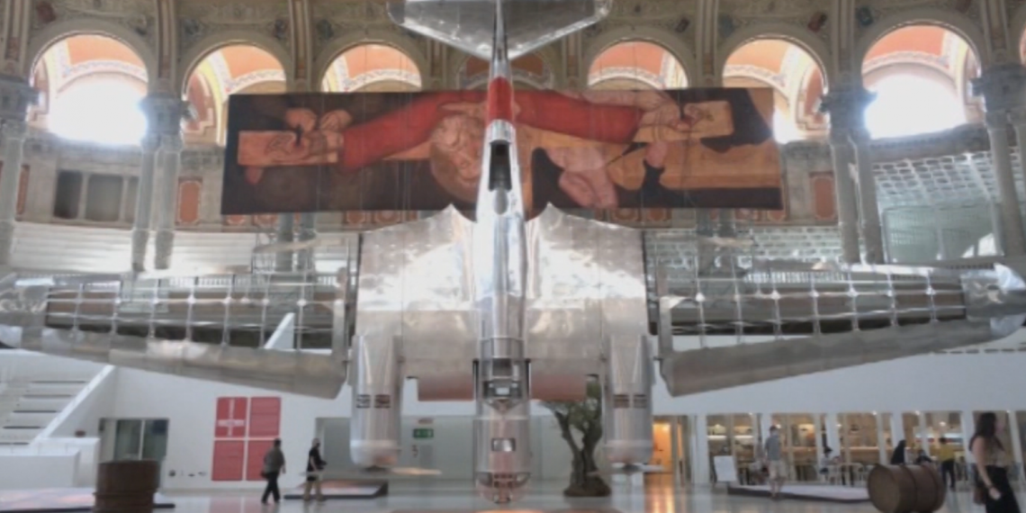 Els avions de la Sénia estrenen exposició al Museu Nacional d’Art de Catalunya