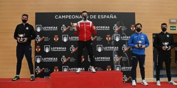 Eugeni Gavaldà i Àngel Fabregat, de la Sala Esgrima Amposta, plata i bronze a l’Estatal